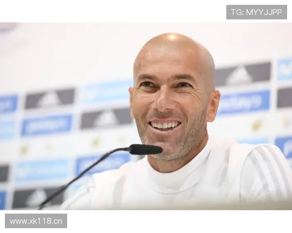 格列兹曼 vs 齐达内:进攻组织与战术核心角色对比 格列兹曼 vs 齐达内:进攻组织与战术核心角色对比